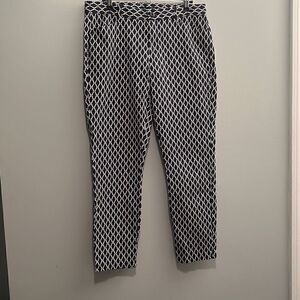 Gap Slim City Women's Black and White Geometric Cropped Pants